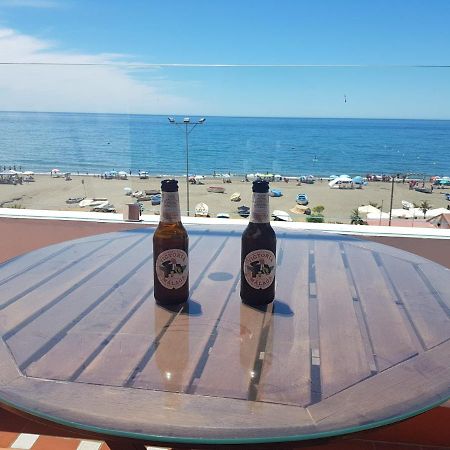 Апартаменты Centrico Atico Junto Al Mar Ринкон-де-ла-Викториа Экстерьер фото